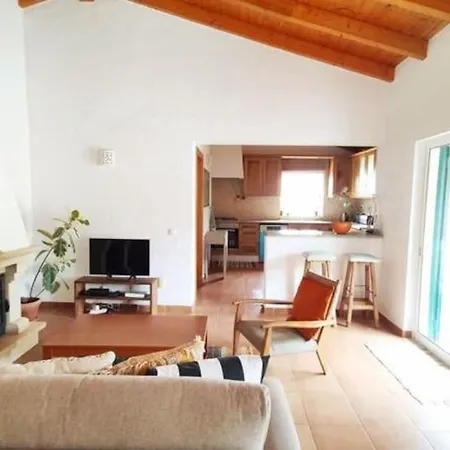 Casa Koala - Lovely With Pool Willa